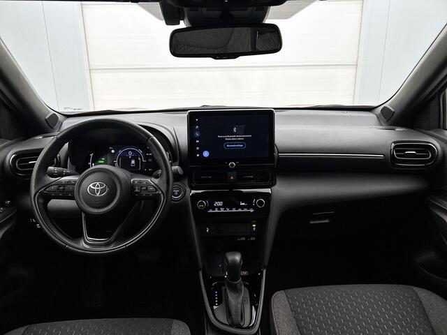 Toyota YARIS Cross 1.5 Hybrid 115 First Edition | BTW Voertuig | Stoel en stuurwielverwarming |