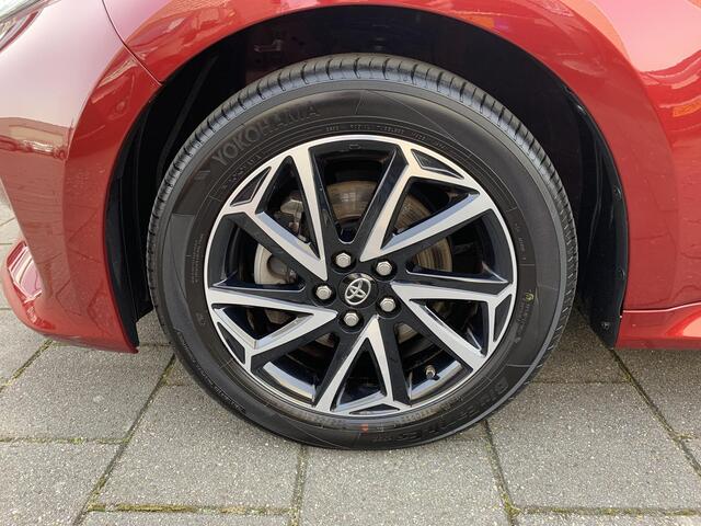 Toyota YARIS 1.5 Hybrid First Edition | Rijklaar |