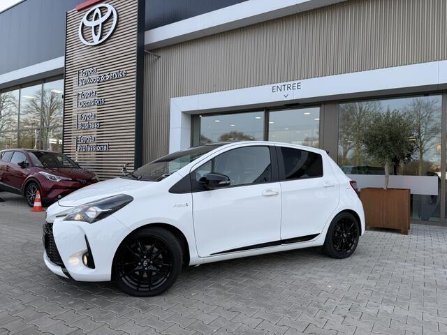 Toyota YARIS 1.5 Hybrid GR-Sport | Stoelverwarming | Camera |