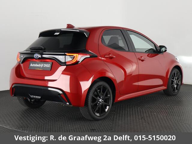Toyota YARIS 1.5 Hybrid Executive | Stoelverwarming | Navigatie | Dodehoek detectie | Parkeersenoren |