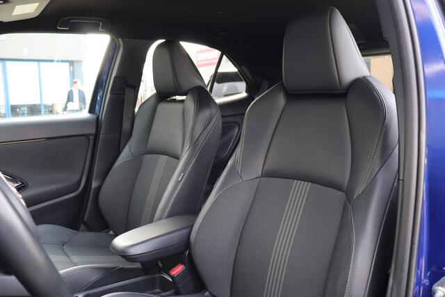 Toyota YARIS Cross 1.5 Hybrid Adventure, Parkeersensoren