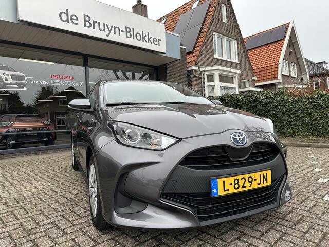 Toyota YARIS 1.5 Hybrid Active 1e eigenaar / dealeronderhouden / stoelverwarming / Apple Carplay / Android Auto / parkeercamera / adaptive cruise control / Toyota 10 jaar garantie programma / Toyota Pechhulppas / rijklaarprijs