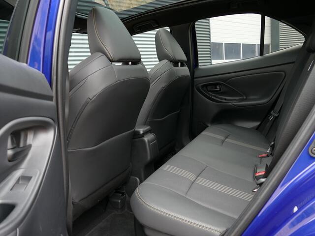 Toyota YARIS Cross 1.5 Hybrid Adventure | Adaptive Cruise Control | Panorama dak | Stoelverwarming | Verwarmd stuurwiel | Elektrische kofferklep | Keyless Entry & Start | Matrix LED | Trekhaak | JBL Audio | Head Up Display | VOL OPTIES!