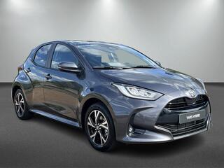 toyota-yaris-1.5-hybrid-115-black-e