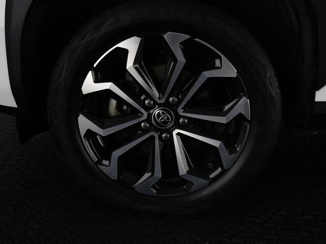 Toyota YARIS Cross 1.5 Hybrid Dynamic | Apple Carplay & AndroidAUTO | Camera | Privacy Glass |