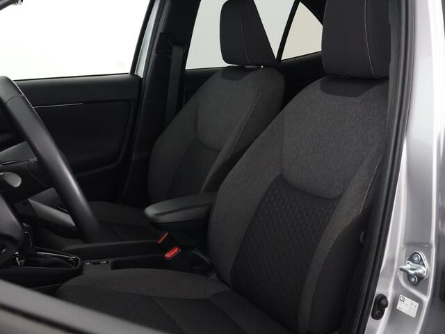 Toyota YARIS Cross 1.5 Hybrid 115 Dynamic | Stuur- & Stoelverwarming | Parkeersensoren | Dodehoek detectie | Apple Carplay & AndroidAUTO | Camera