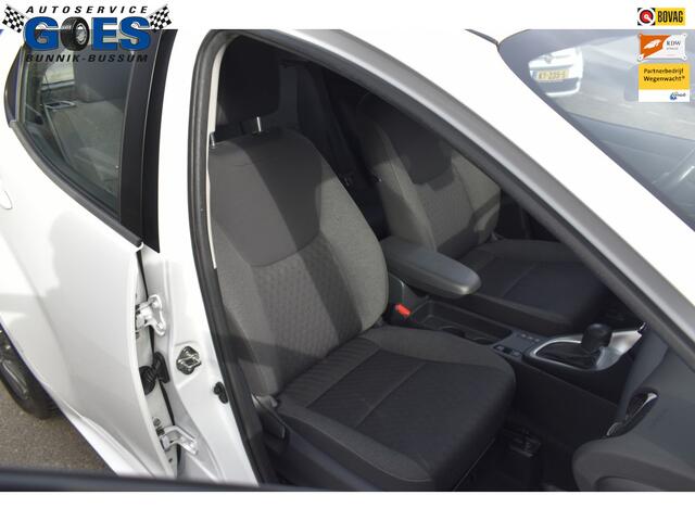Toyota YARIS 1.5 hybride
