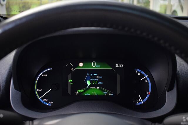 Toyota YARIS Cross 1.5 Hybrid Adventure met PANO|LED|LEDER|ACC|STOELV