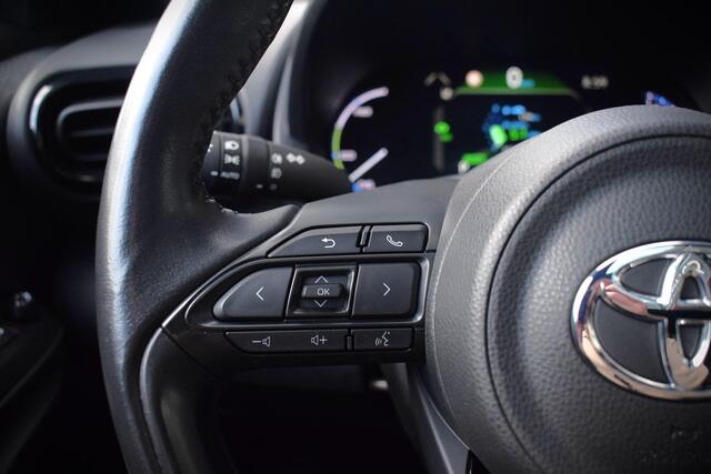 Toyota YARIS Cross 1.5 Hybrid Adventure met PANO|LED|LEDER|ACC|STOELV