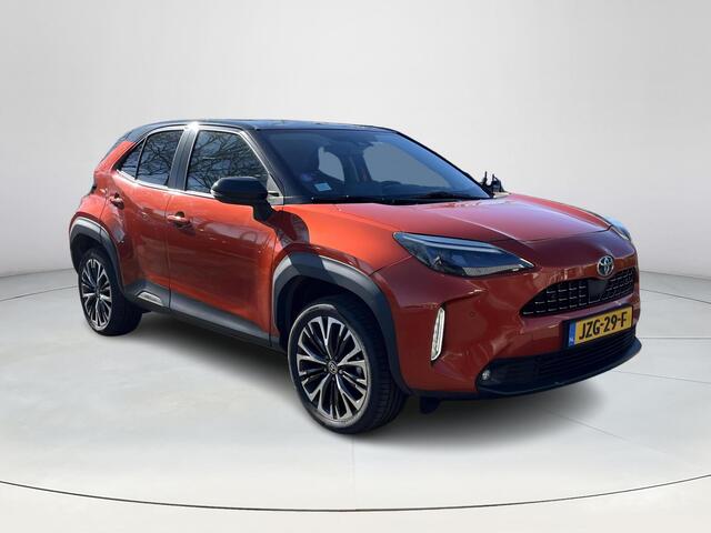 Toyota YARIS Cross 1.5 Hybrid Executive | JBL audio | Stoelverwarming | Head up display | 18 inch LM-velgen |
