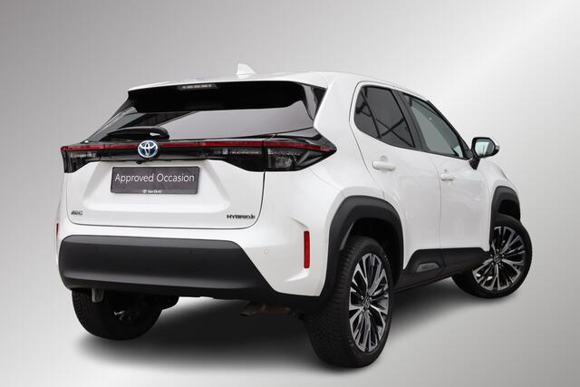 Toyota YARIS Cross 1.5 Hybrid Executive, 360 Camera! BSM, Navi, Stoelverwarming, Stuurverwarming.