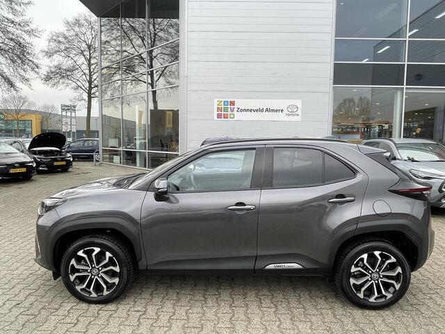 Toyota YARIS Cross 1.5 Hybrid 115 First Edition Winterpack All season