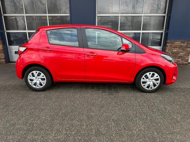 Toyota YARIS 1.5 VVT-I ACTIVE CAMERA. CR.CONTR. CLIMA. AUTOMAAT. ALL.IN.PRIJS