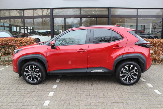 Toyota YARIS Cross 1.5 Hybrid 115 First Edition Plus | Rijklaar | Stoel-/stuurverw. | LED | Keyless | Apple/Android | Camera | Navi | Adap.cruise