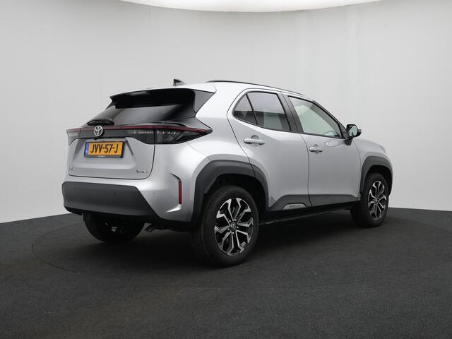 Toyota YARIS Cross 1.5 Hybrid 130 Dynamic stoel/ stuurverwarming || dode hoek detectie