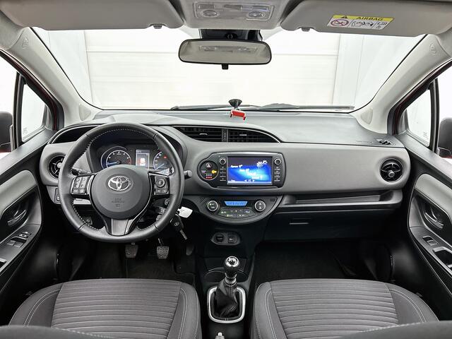 Toyota YARIS 1.5 VVT-i Active | Airco | Climate Control | Cruise Control | All Seasonbanden