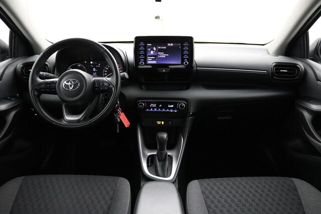 Toyota YARIS 1.5 Hybrid Android Auto/ Apple Carplay / Navigatie