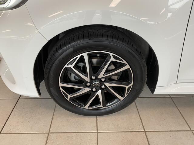 Toyota YARIS 1.5 Hybrid Dynamic