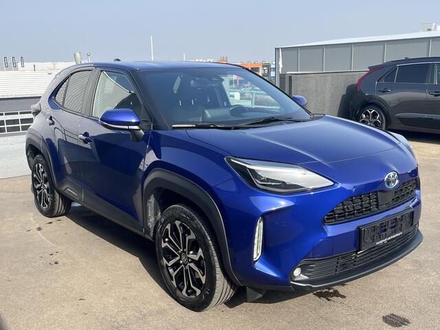 Toyota YARIS Cross 1.5 Hybrid Explore Trekhaak, Dodehoekdetectie, Parkeersensoren, Smart Key, Elek. Inklapbare spiegels, LMV, LED, Privacy glass, Achteruitrijcamera