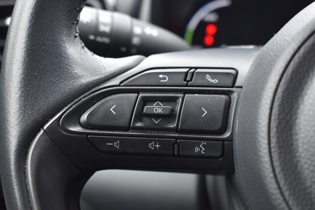 Toyota YARIS Cross 1.5 Hybrid First Edition Automaat | Navigatie | All-seasons | Camera | 12 mnd BOVAG garantie |