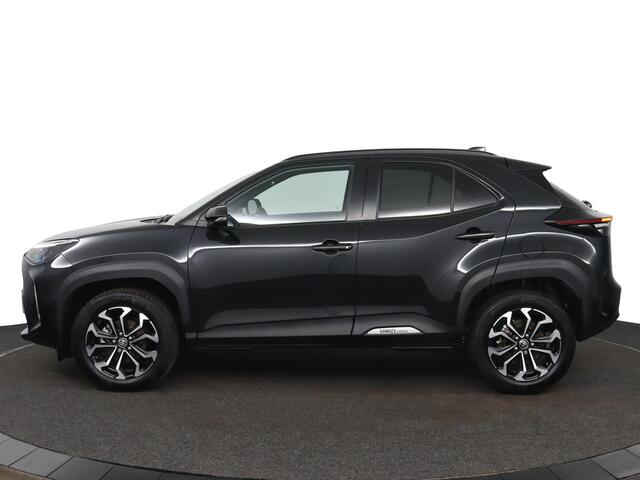 Toyota YARIS Cross 1.5 Hybrid 130 First Edition | Apple Carplay/Android Auto | Stoel/Stuurverwarming | Parkeersensoren | 4Seizoenenbanden |