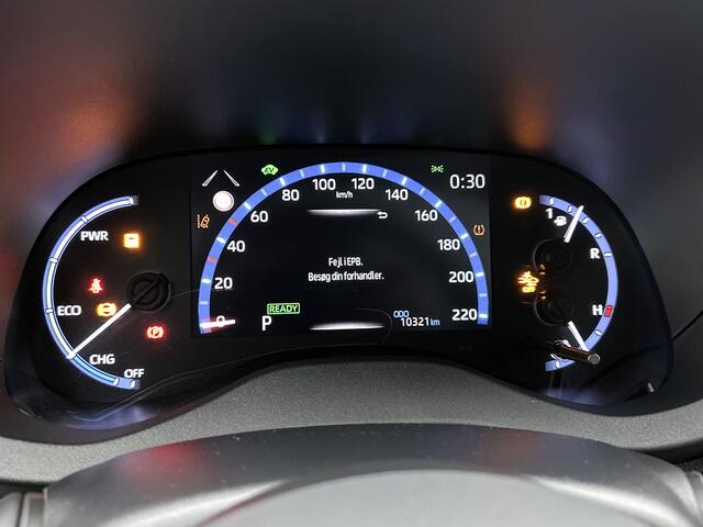 Toyota YARIS Cross 1.5 Hybrid Dynamic + Winter Pakket + Panoramadak | Dealeronderhouden | Panorama dak | HUD | Stoel + Stuur verwarming |