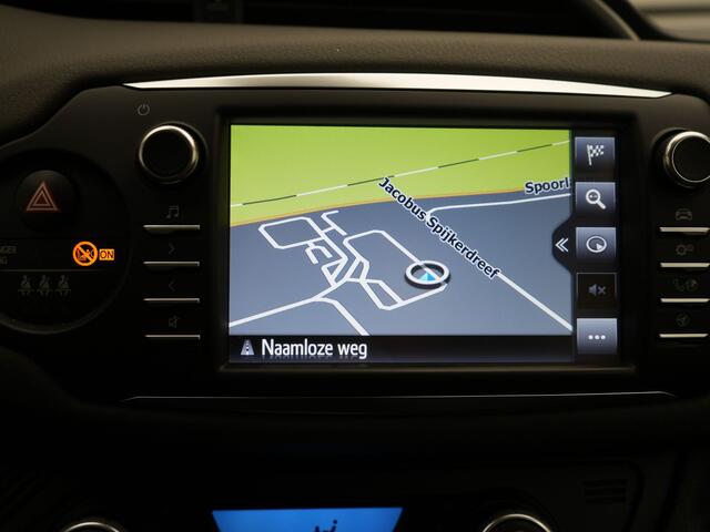Toyota YARIS 1.5 Hybrid Dynamic | Navigatie | Trekhaak |