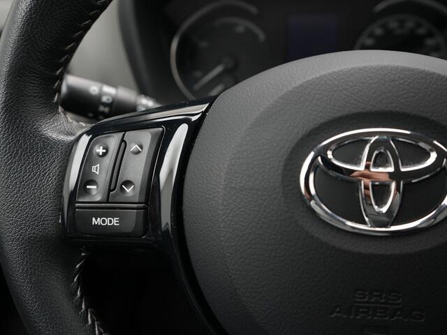 Toyota YARIS 1.5 Hybrid Dynamic | Navigatie | Trekhaak |