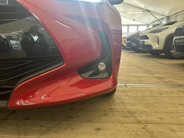 Toyota YARIS 1.5 Hybrid 115 First Edition