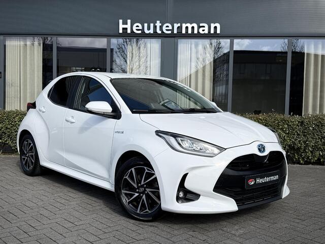 Toyota YARIS 1.5 Hybrid Dynamic Camera/ Privacy glas
