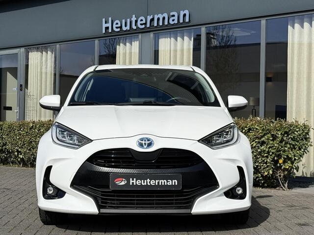 Toyota YARIS 1.5 Hybrid Dynamic Camera/ Privacy glas