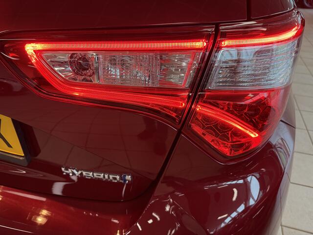 Toyota YARIS 1.5 Hybrid Dynamic Edition