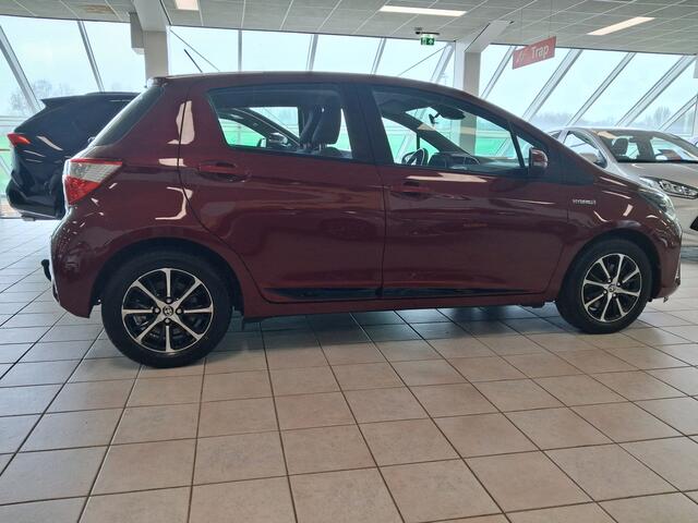 Toyota YARIS 1.5 Hybrid Dynamic Edition