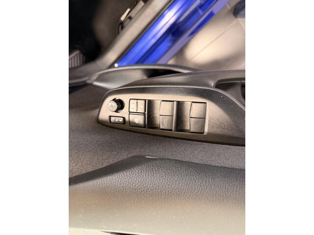 Toyota YARIS 1.5 Hybrid 115 Dynamic Comfort Pack