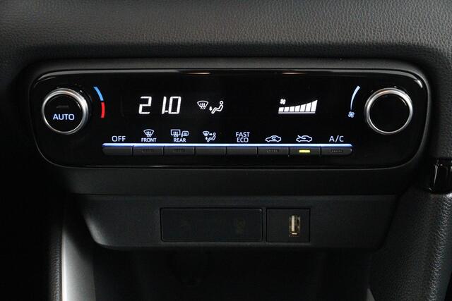 Toyota YARIS 1.5 Hybrid Dynamic