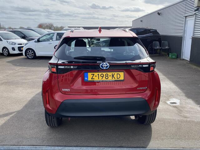 Toyota YARIS Cross 1.5 Hybrid Active NL-auto, navigatie Apple Carplay en/of Android auto navigatie, Achteruitrijcamera, Adaptieve cruise control, nette auto