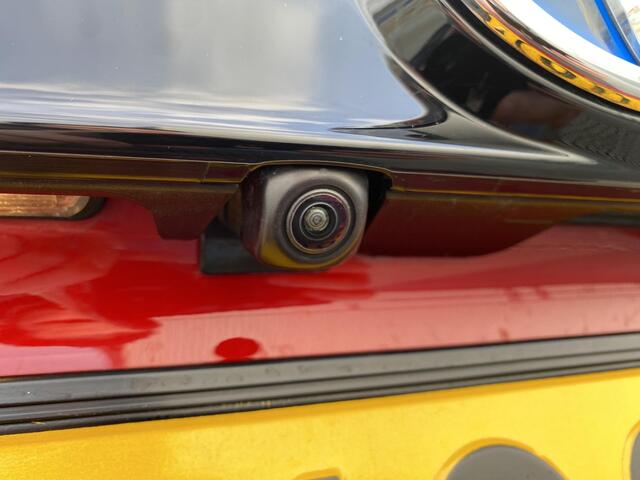 Toyota YARIS Cross 1.5 Hybrid Active NL-auto, navigatie Apple Carplay en/of Android auto navigatie, Achteruitrijcamera, Adaptieve cruise control, nette auto