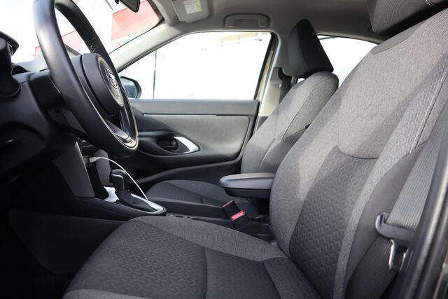 Toyota YARIS Cross 1.5 HYBRID BUSINESS APPLE CARPLAY|AUTOMAAT|DEALERONDEHOUDEN