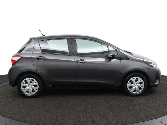 Toyota YARIS 1.5 VVT-i Aspiration | Trekhaak | Cruise Control | Climate Control | Achteruitrijcamera |