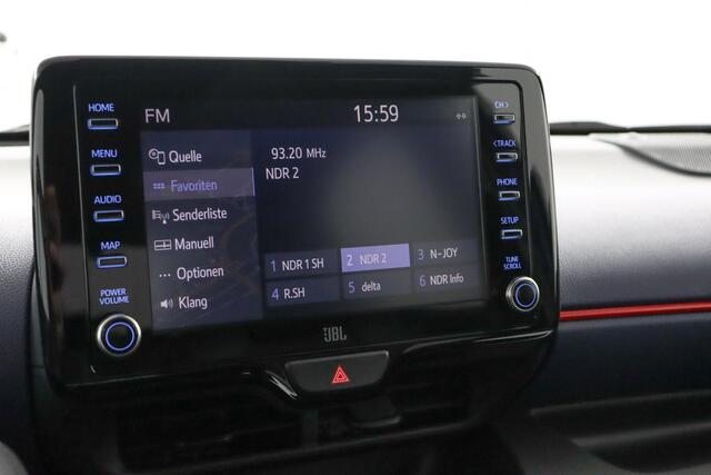 Toyota YARIS 1.5 Hybrid Tokyo Spirit | Apple Carplay/Android Auto | Parkeersensoren | JBL Audio | Leer | 4Seizoenenbanden |