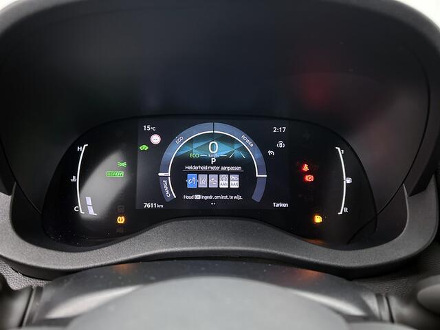 Toyota YARIS Cross 1.5 Hybrid 115 First Edition + Winter Pakket | Dealeronderhouden | Stoel + Stuurverwarming | Facelift Model |