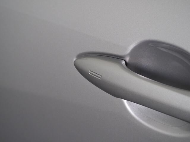 Toyota YARIS Cross 1.5 Hybrid 130 Dynamic | Safety/ Winter Pakket | Dodehoekdetectie | Stuurwiel- En Stoelverwarming | Botsherkenning | Grootlichtassistent