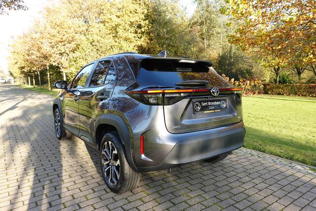 Toyota YARIS Cross 1.5 Hybrid Comfort | Camera | CarPlay | Adaptive Cruise | LED | Stoelverwarming | Stuurwielverwarming | Trekhaak.