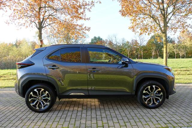 Toyota YARIS Cross 1.5 Hybrid Comfort | Camera | CarPlay | Adaptive Cruise | LED | Stoelverwarming | Stuurwielverwarming | Trekhaak.