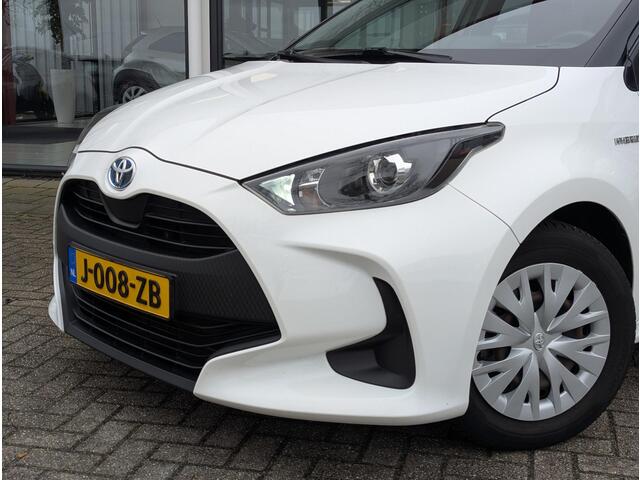 Toyota YARIS 1.5 Hybrid Active | All season | ACC | Climate control | Navi | Apple carplay / Android auto