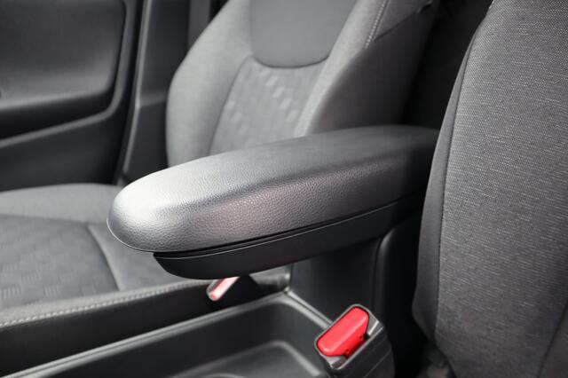 Toyota YARIS 1.5 Hybrid 115 Dynamic Stuur en stoelverwarming