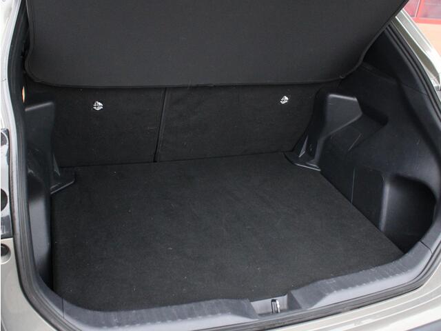 Toyota YARIS Cross 1.5 Hybrid First Edition 1e Eigenaar, Dealer OH, Trekhaak, Cruise en Climate Control, Carplay/Android Auto