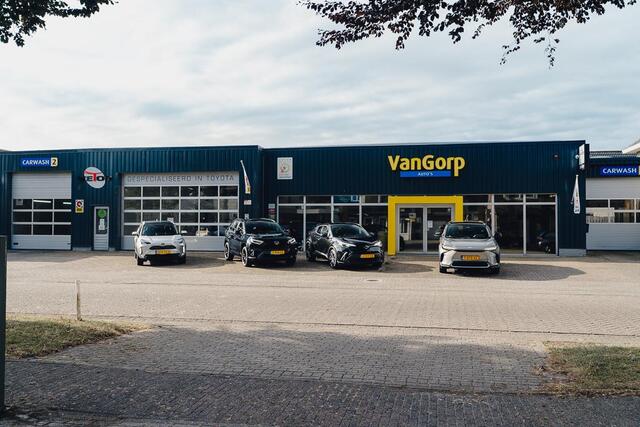 Toyota YARIS 1.5 Hybrid Bi-Tone Plus All-in prijs!