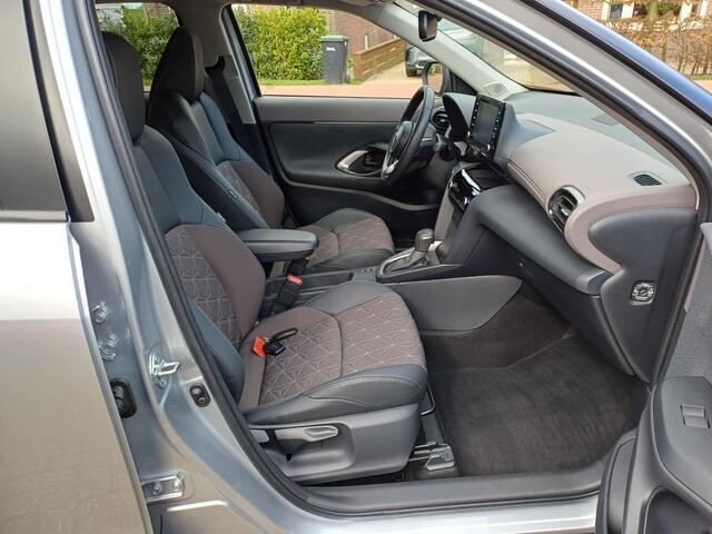 Toyota YARIS Cross 1.5 Hybrid Executive 360 camera