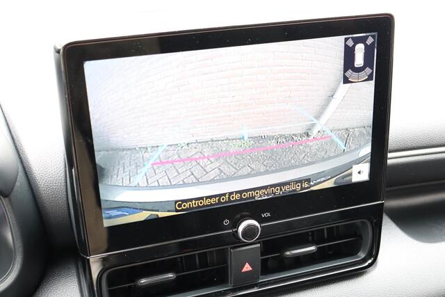 Toyota YARIS 1.5 Hybrid 130 Executive, parkeersensoren, BSM, Apple CarPlay / Android Auto.